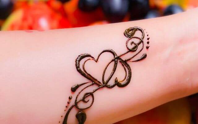 love leg tattoo mehndi design