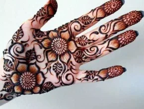 front hand khaleeji khafif mehndi design