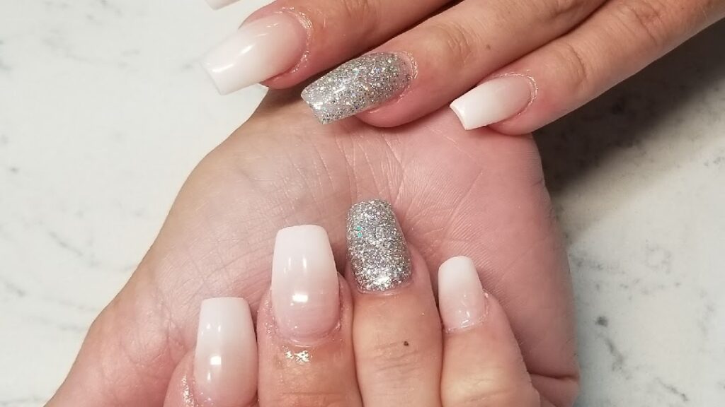 bella nails
