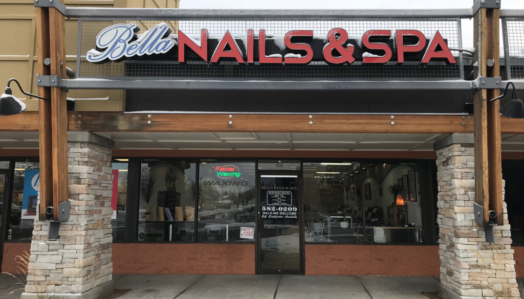 bella nails